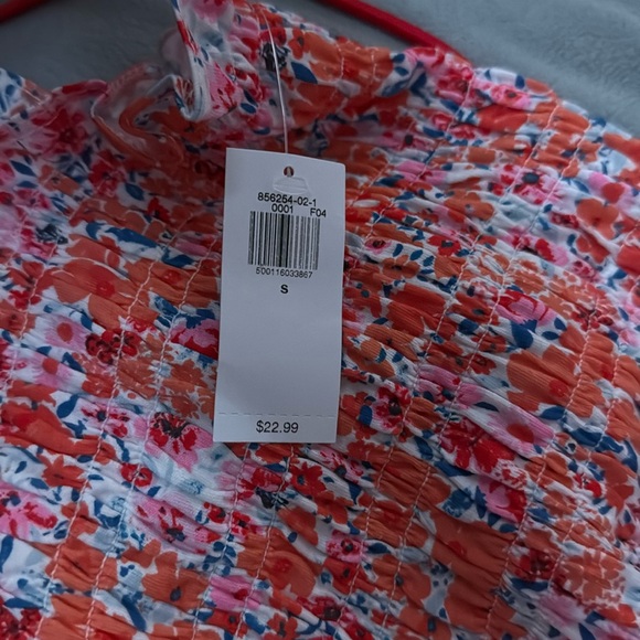 Pink and Orange floral cropped tank top - Picture 2 of 2